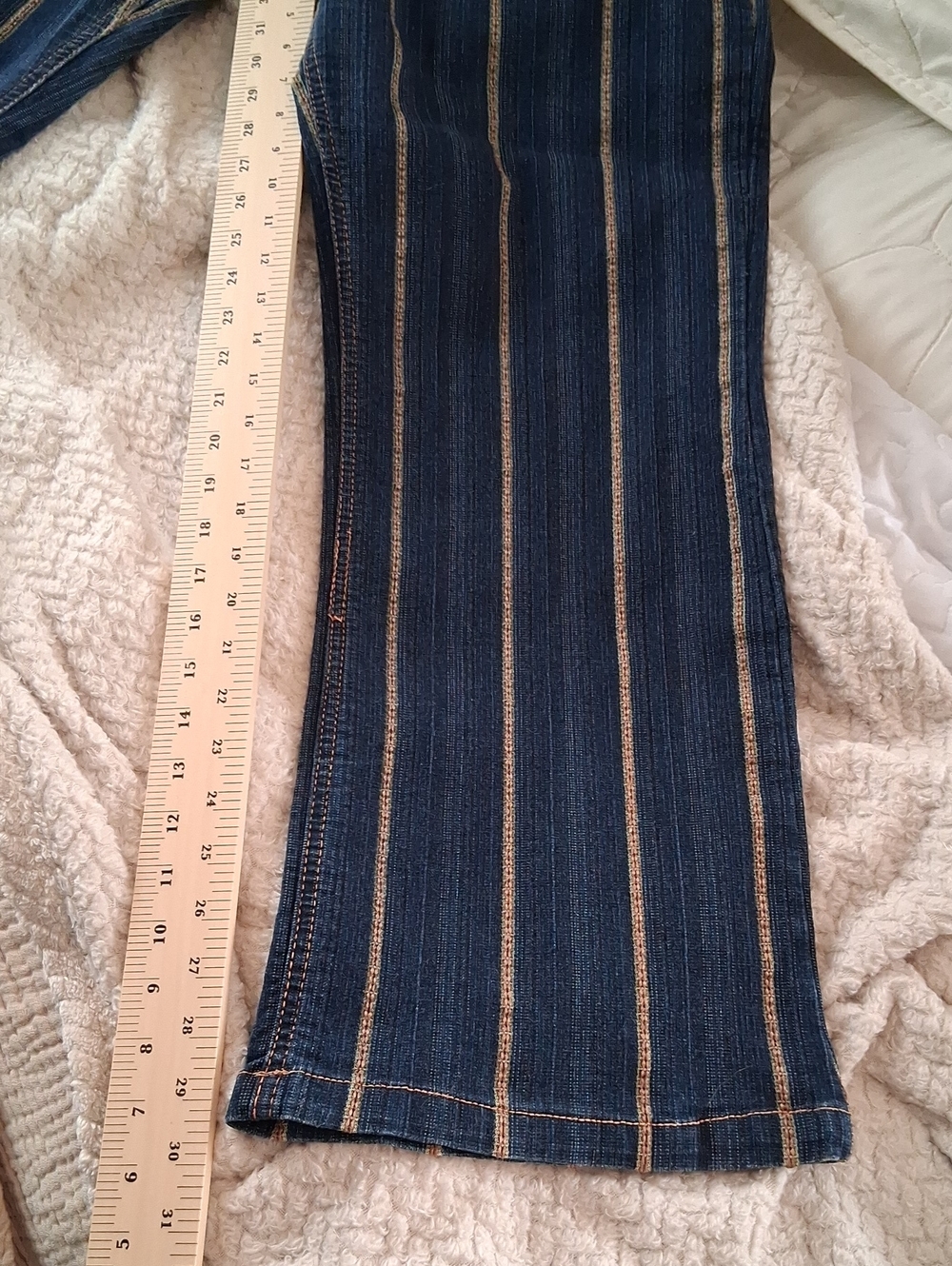 Baby Phat Womes Blue Jeans with Pinstripes 17/18 - Picture 7 of 9